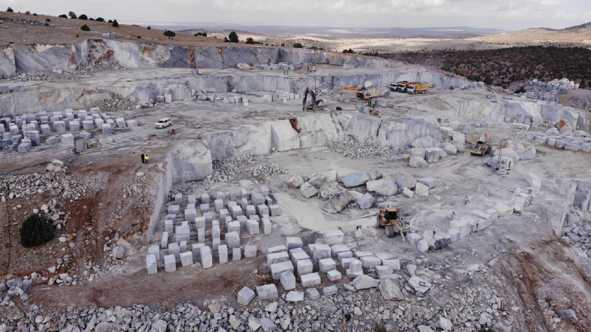  EMIRDAG GREY QUARRY 